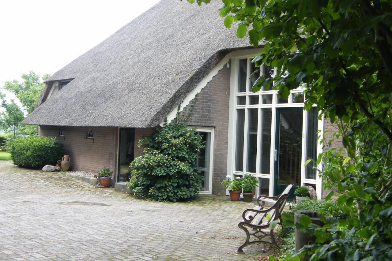 Bij Ons Op 20 Bed & Breakfast Nijeveen Екстериор снимка